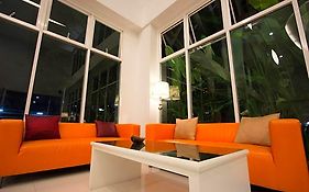 Prime Time Hotel Bang Saen